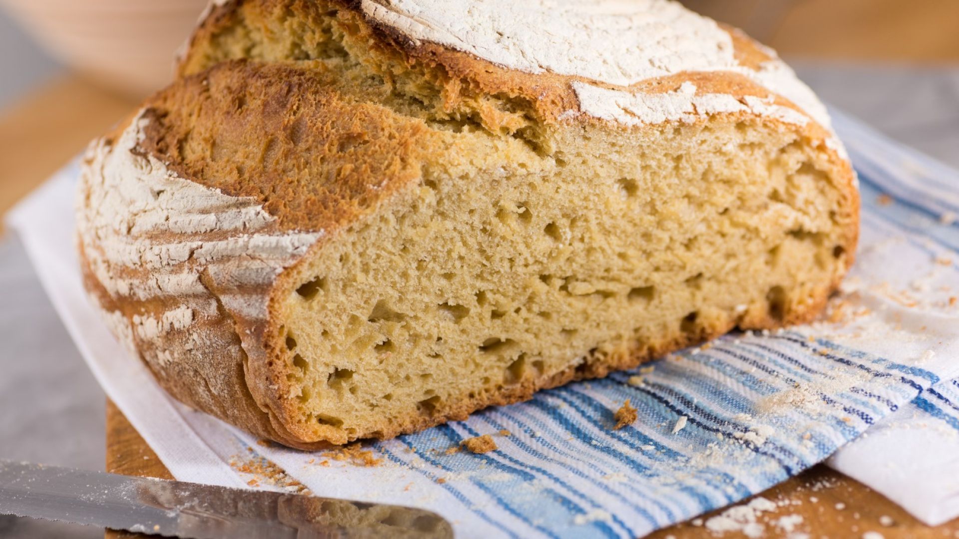 Време за постни рецепти: Хляб за коледни пости с лимец и мурсалски чай