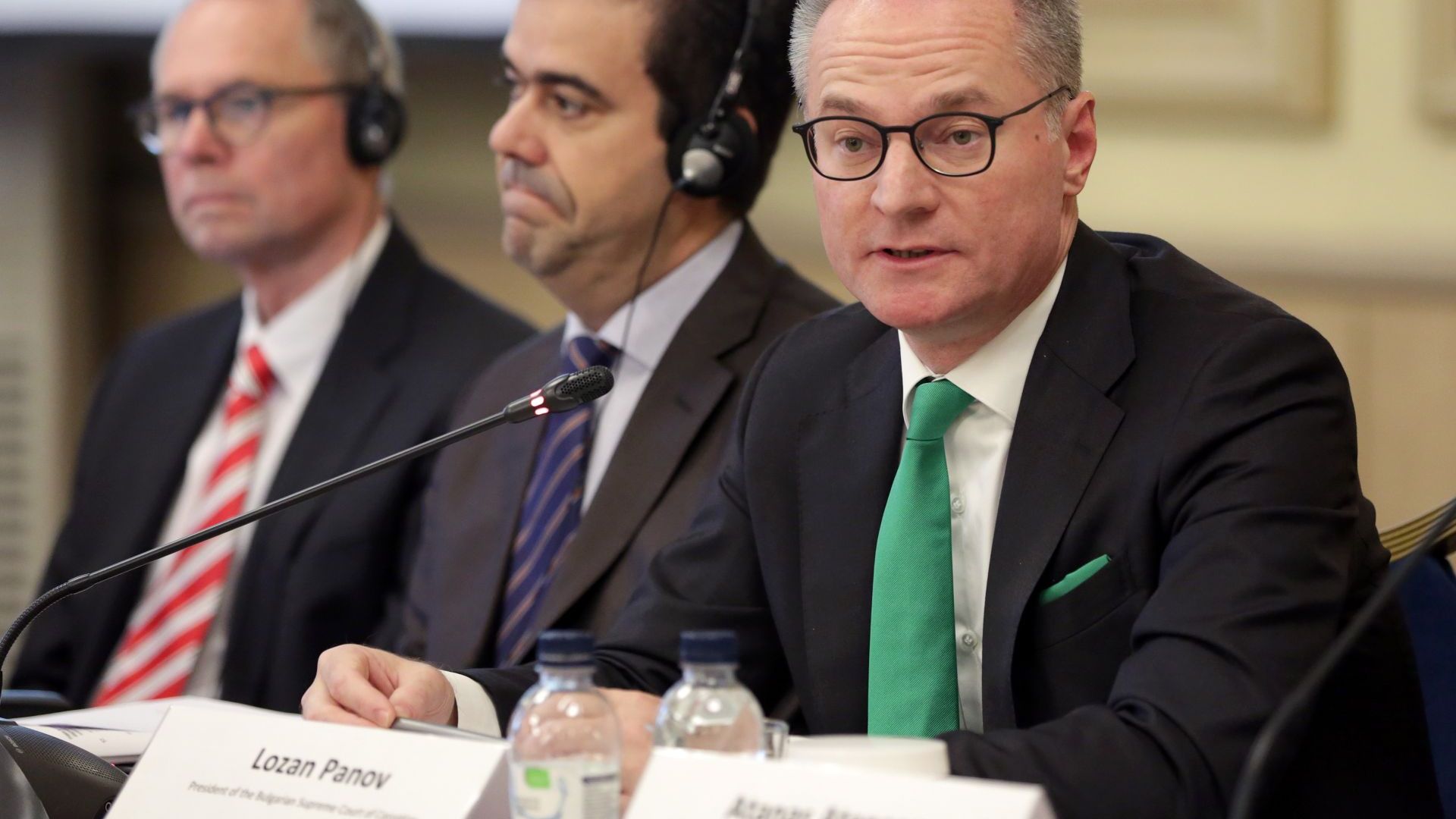 Лозан Панов не се съгласи с доклада на Европейската комисия