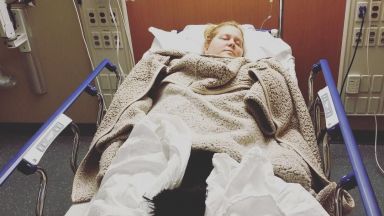 Бременната Ейми Шумър в болница
