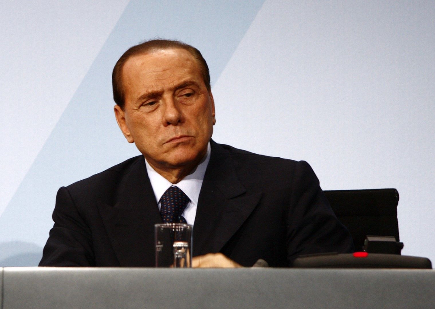 Приятелското придобиване на дял в ПроЗибенСат.1 е дългосрочен избор, каза Берлускони