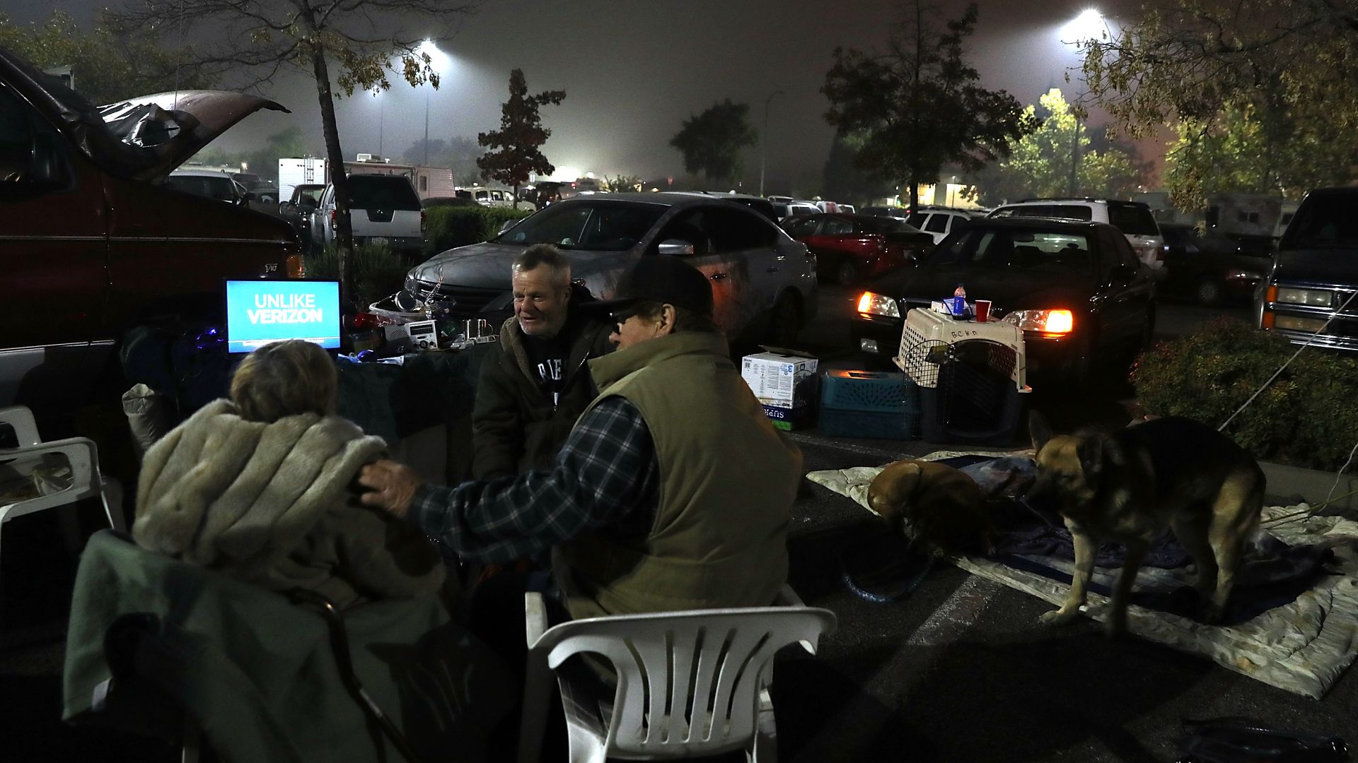 Жертвите при опустошителния пожар в Северна Калифорния нараснаха до 71