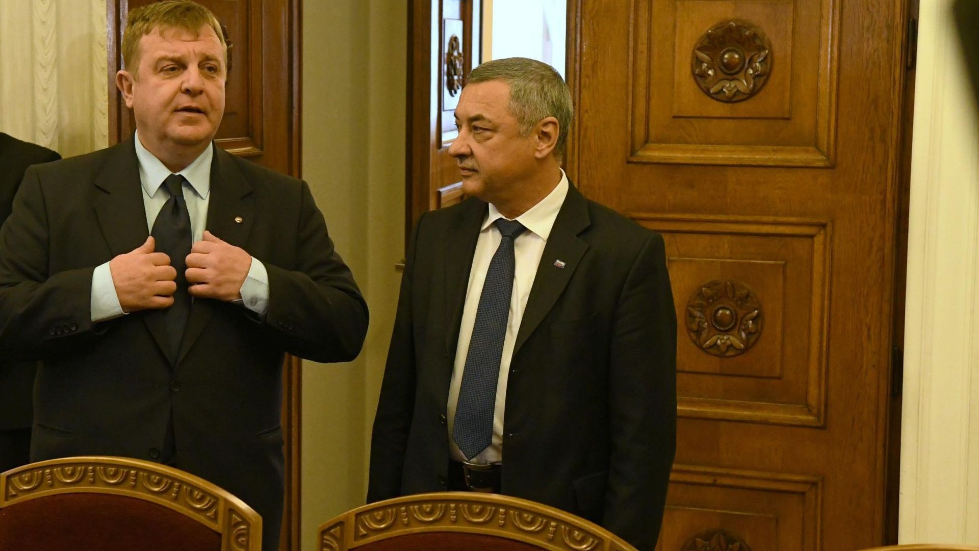Каракачанов: Чакаме Валери Сименов да предложи нов вицепремиер