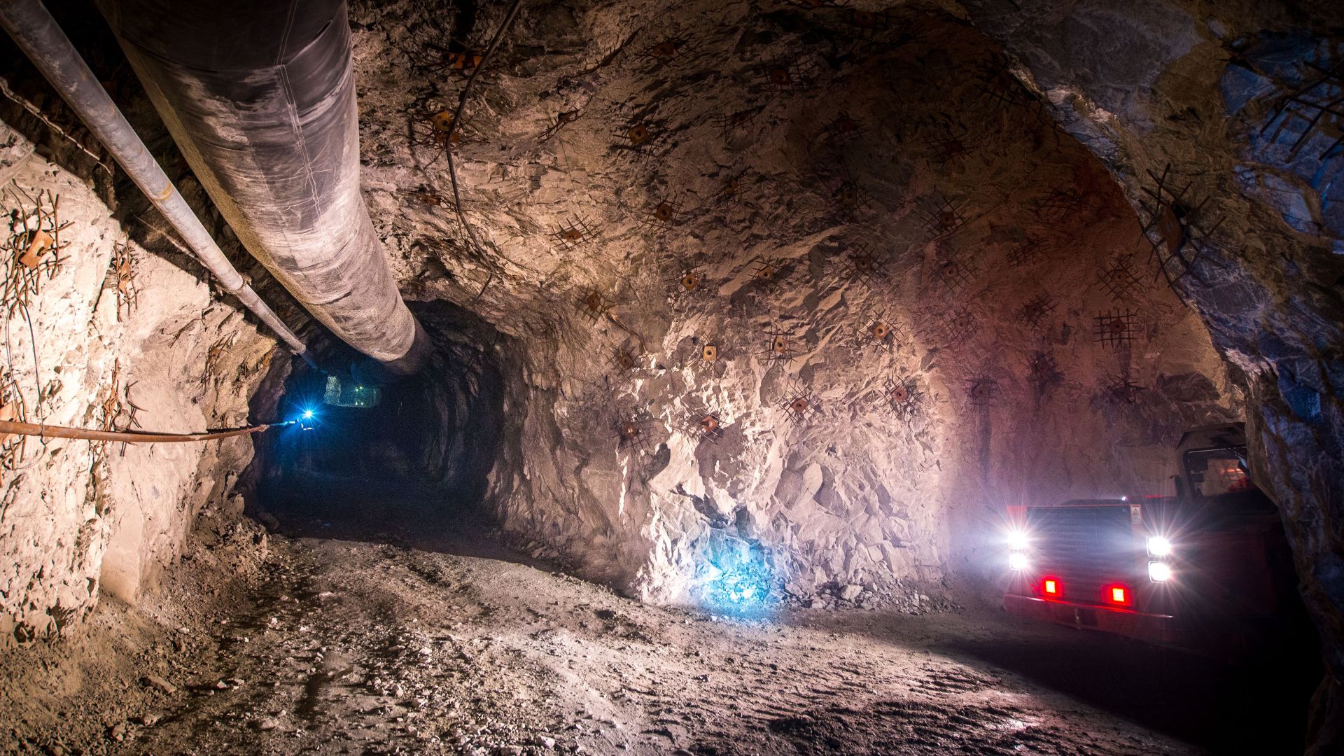34 годишен миньор загина в рудник Крушев дол на Горубсо Мадан съобщиха