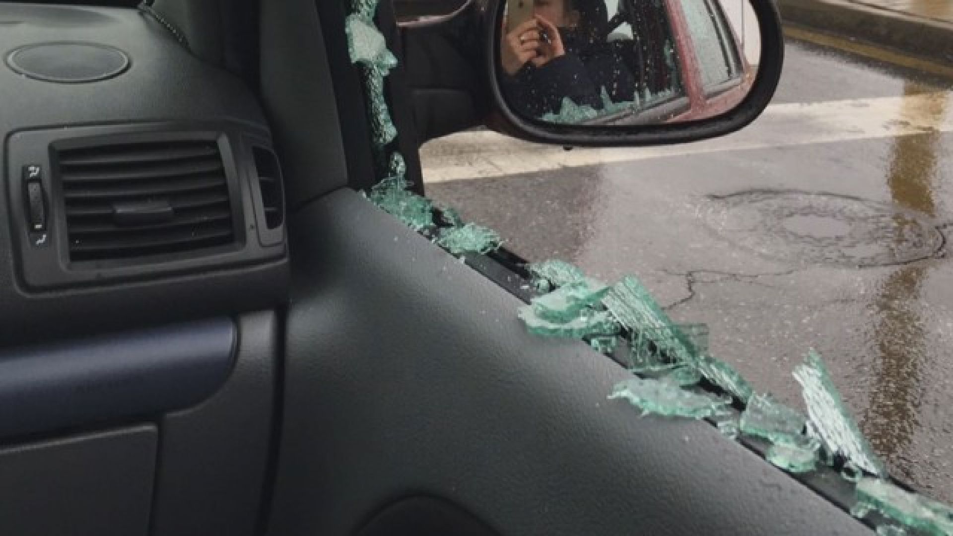 Пореден случай на агресия на пътя Мъж счупи един от прозорците