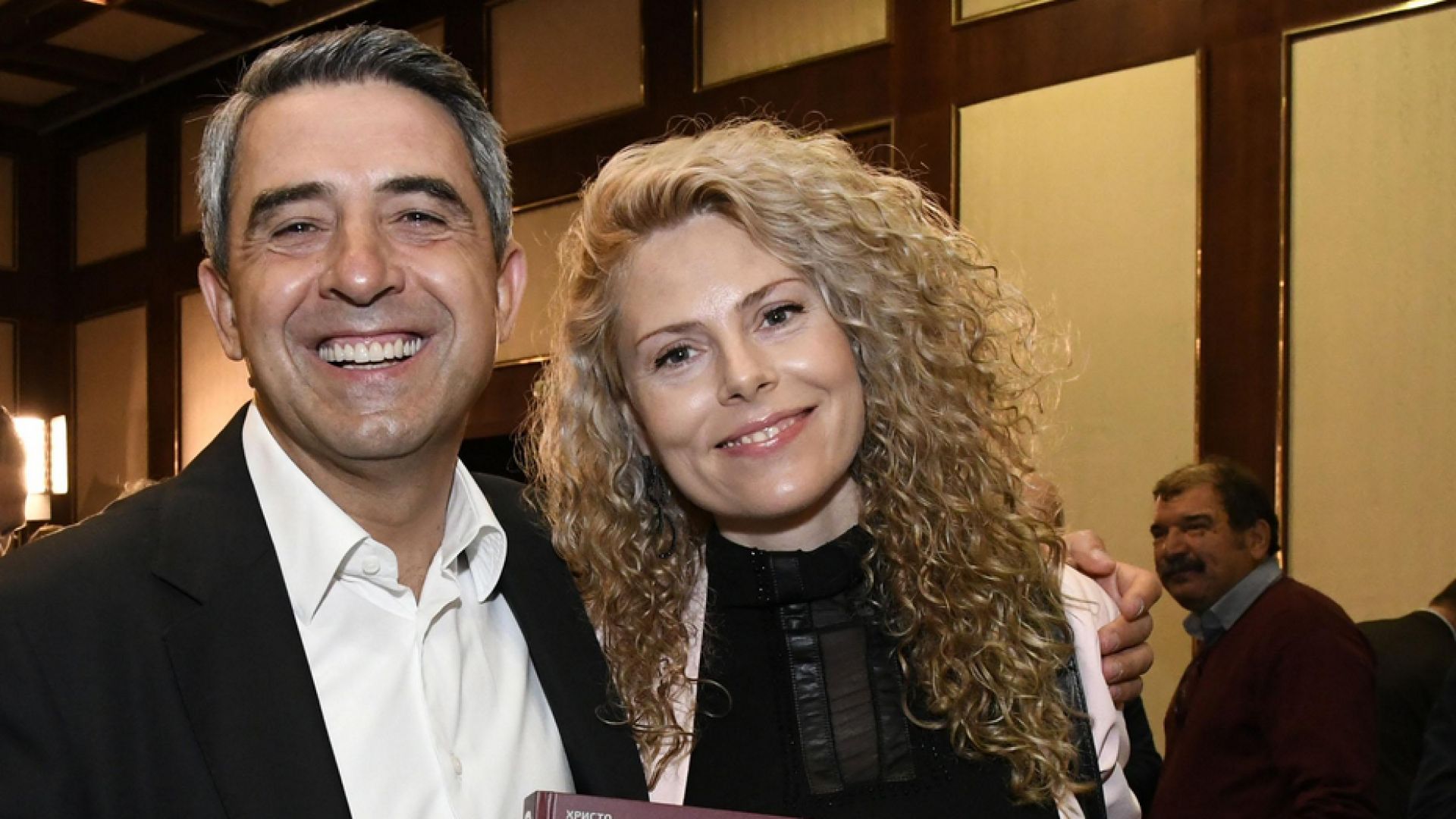 Президентът на републиката 2012 2017 Росен Плевнелиев е дарил всичките си