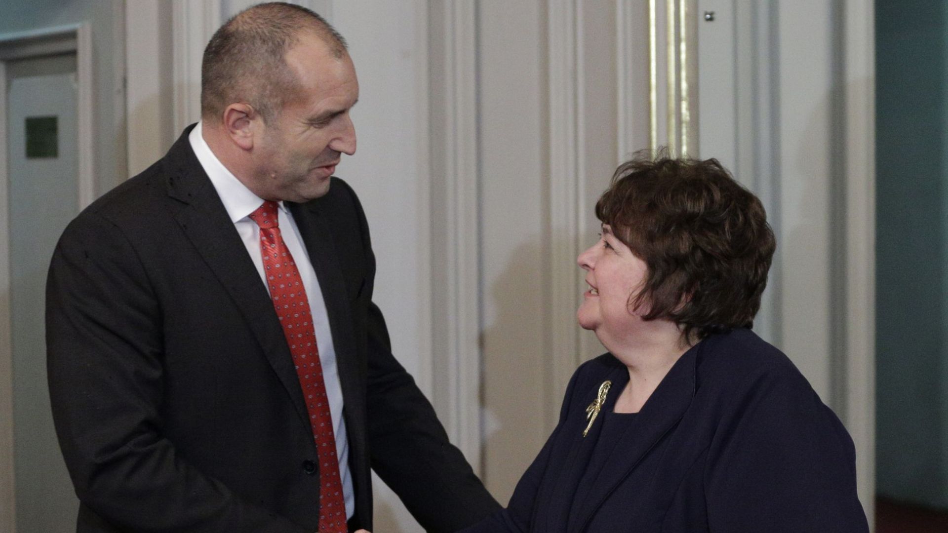 В днешното сложно време в което законността е поставена на