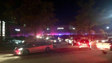 Кървав "Черен петък" в Алабама - мъж откри стрелба и бе убит в мол