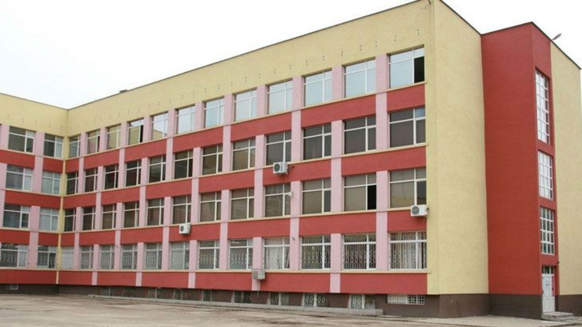 Пореден случай на агресия сред ученици Момче от 11 и клас