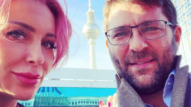 Бременната Антония Петрова на разходка в Берлин