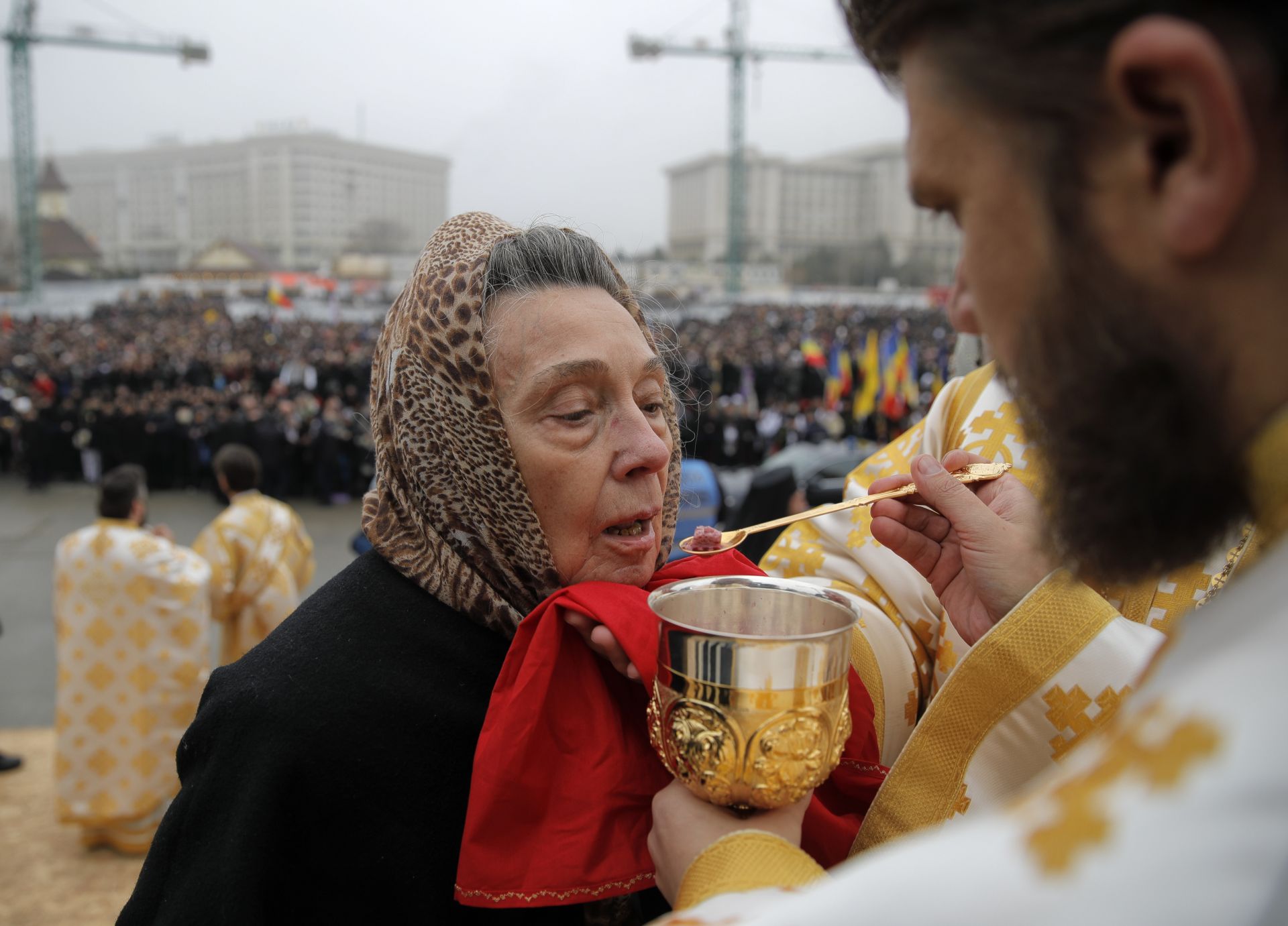 Около 86 процента от румънците са православни християни, а църквата се радва на възход след падането на комунизма през 1989 г