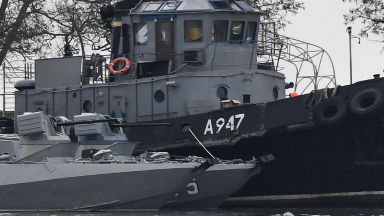 Русия не пуска украинските моряци, съди ги като нарушители на границата