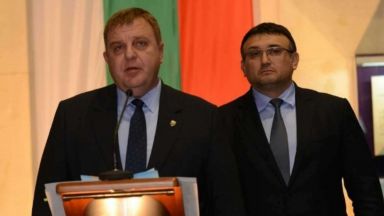 След предложението за закриване на ДАБЧ Каракачанов поиска Министерство за българите в чужбина