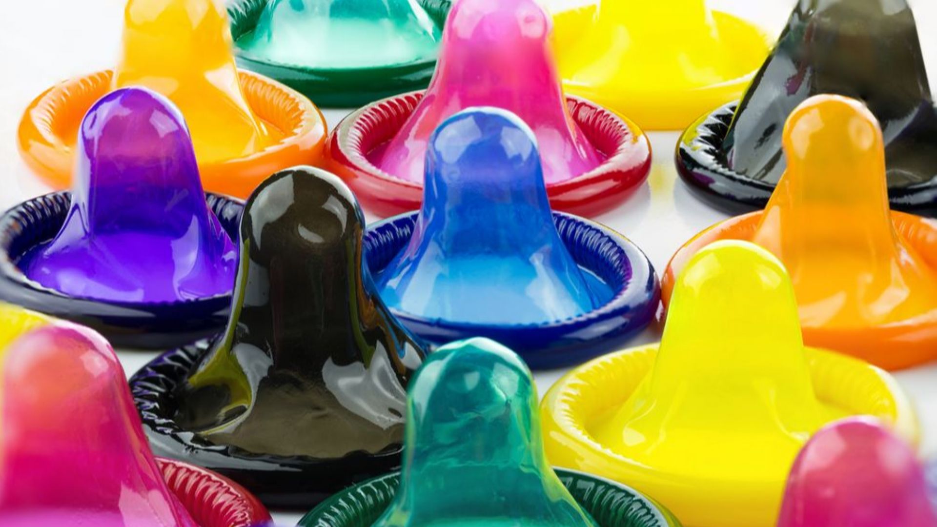 Част от разходите за презервативи във Франция ще се покриват от здравните осигуровки