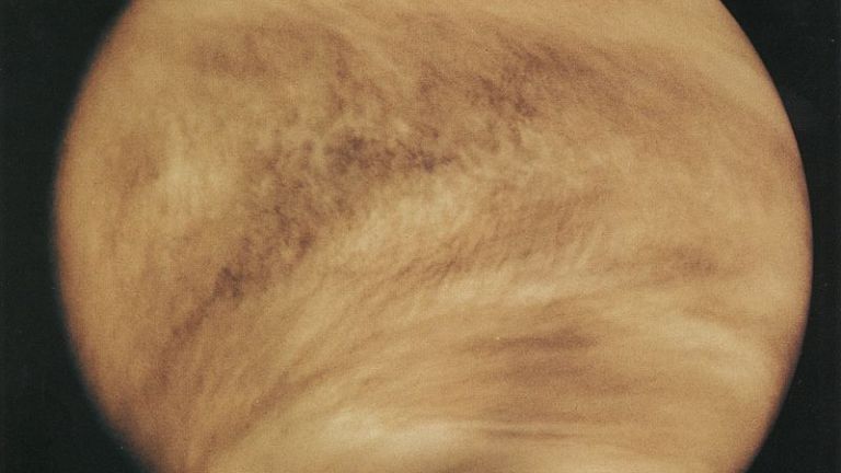 Човечеството хвърля поглед към обратната страна на Венера