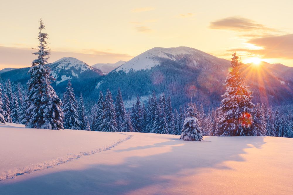 В низините снегът ще се стопи, но в планините ще има добри условия за туризъм по празниците.