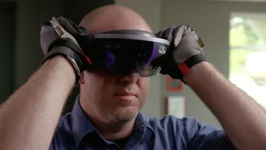 Microsoft прекратява производството на HoloLens 2