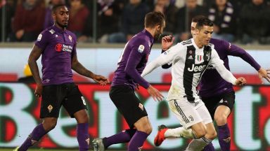 Юве мина по шампионски и през Флоренция