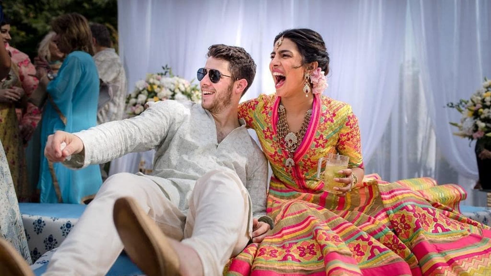 Приянка Чопра и Ник Джонас се ожениха в Индия (снимки)