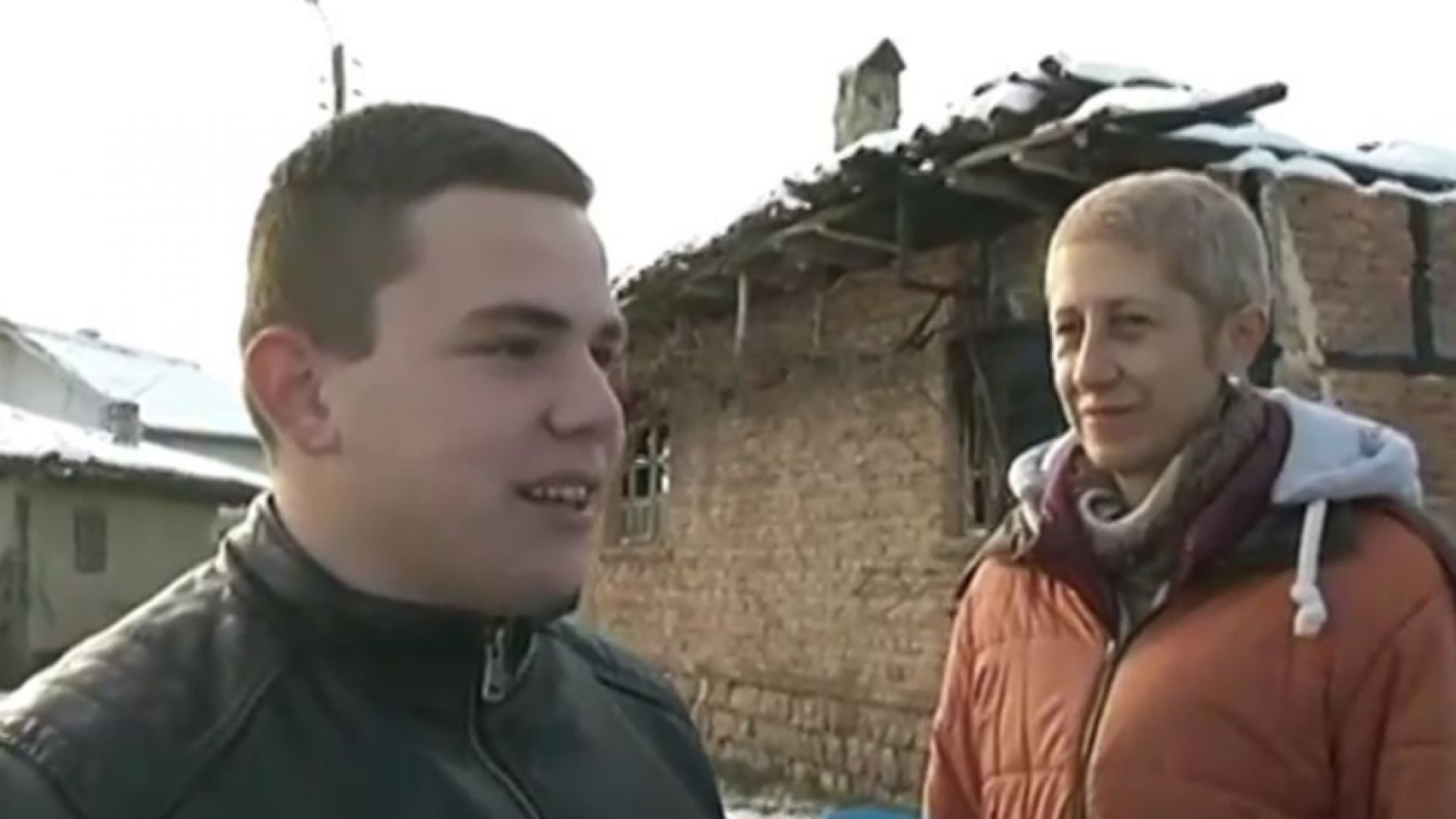 15 годишно момче от малкото село Чакали в Община Елена демонстрира