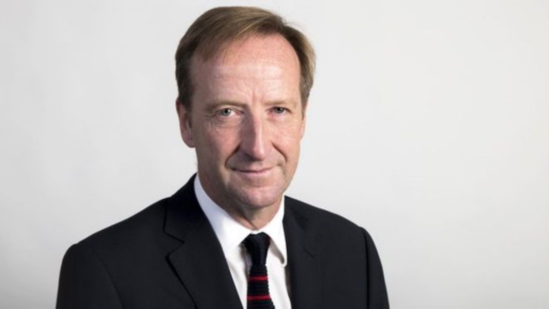 Ръководителят на британското външно разузнаване МИ 6 Алекс Йънгър отправи днес