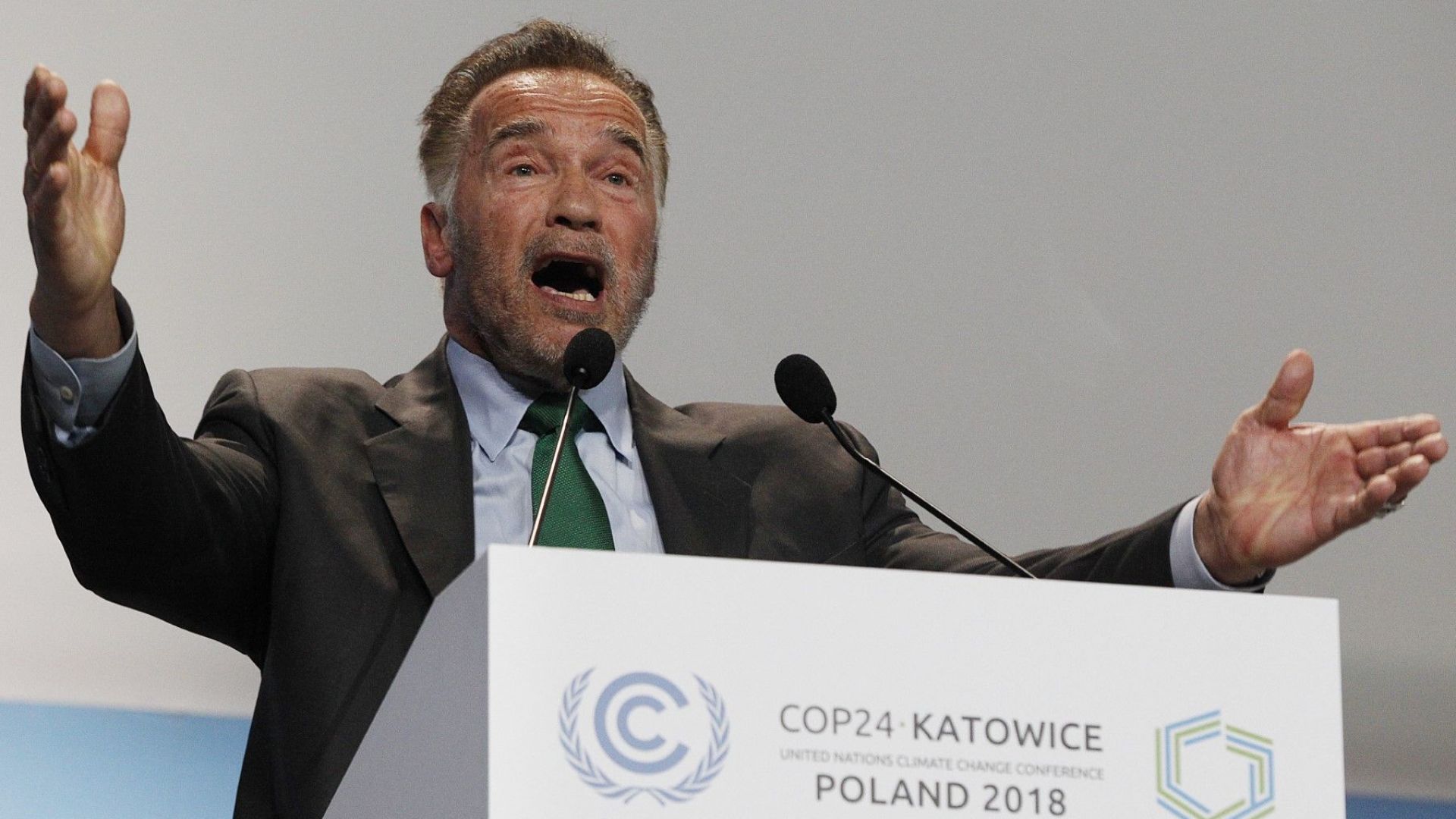 Актьорът и екоактивист Арнолд Шварценегер заяви че САЩ все още