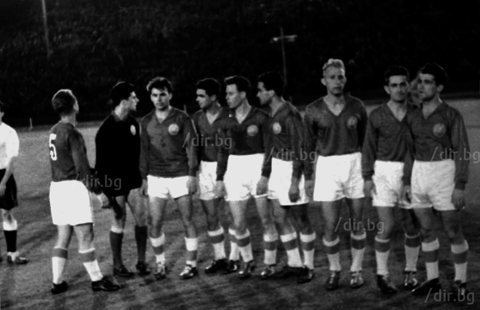 Българският отбор преди олимпийската квалификация срещу Великобритания през 1956 г.