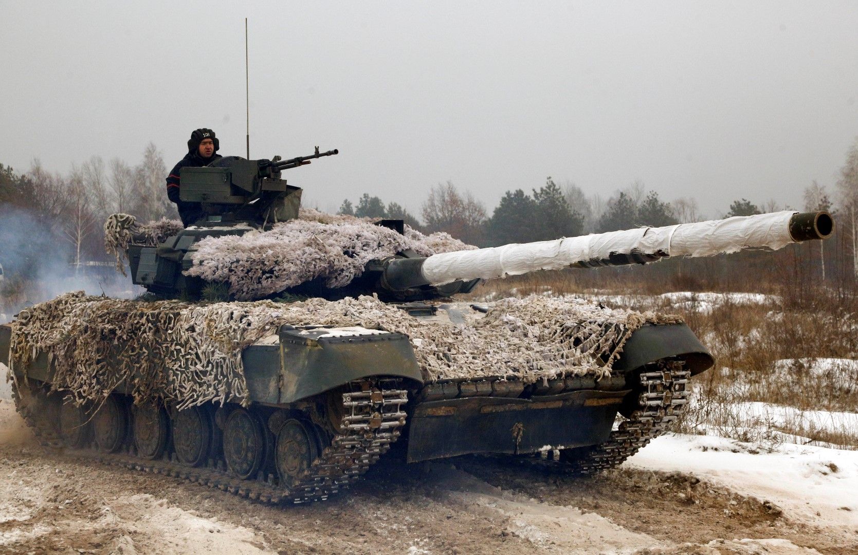 Украинската армия започна учения заради напрежението с Русия