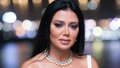 5 години затвор грозят египетска актриса - "подстрекавала към разврат"