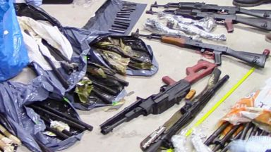 Откритият огромен боен арсенал не е предназначен за България, твърди експерт