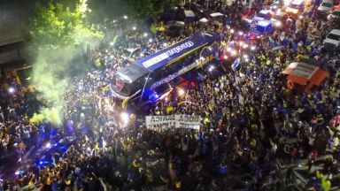 Стотици изпратиха Бока към Мадрид