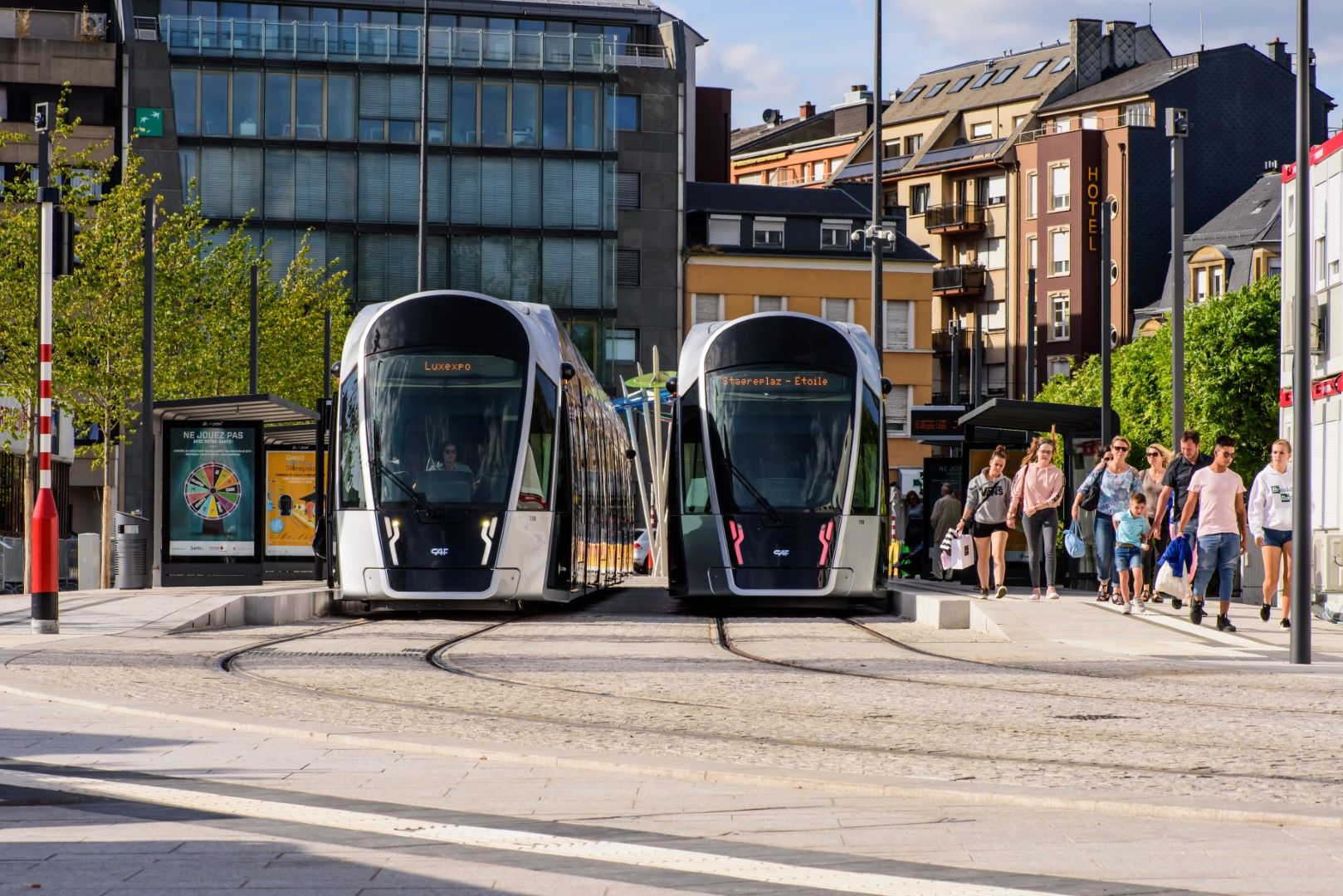 Жителите на Люксембург ще могат да се возят на автобус или влак, без да плащат