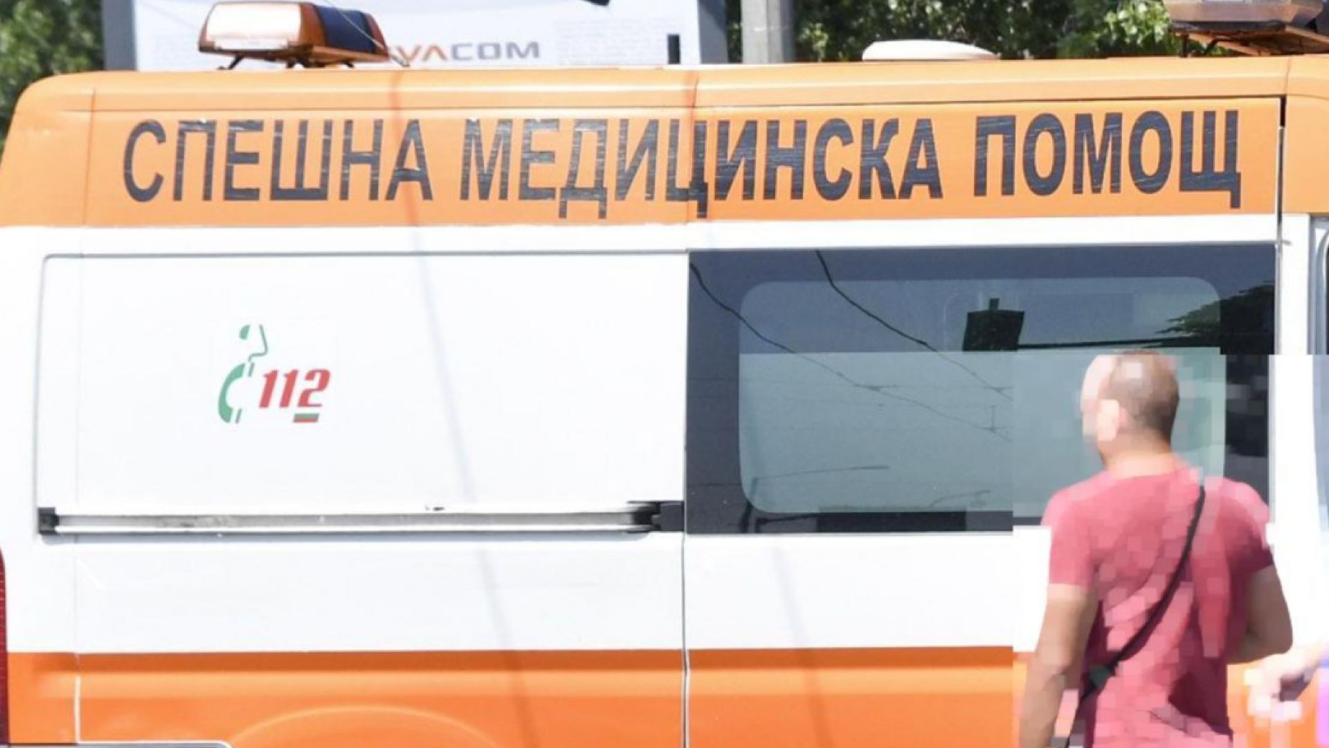 Неизвестен водач блъсна жена на пешеходна пътека във Варна и