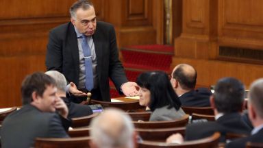 Оттук нататък пред БСП има една единствена цел спечелването