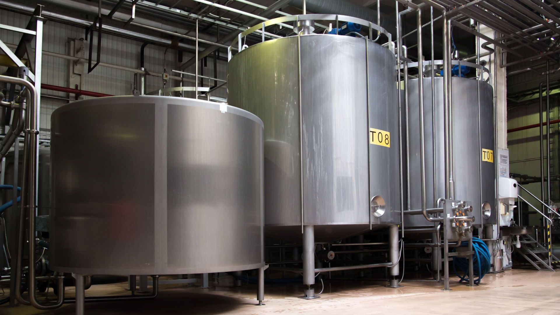 Лекарите в Пловдив се борят за живота на 44 годишен работник