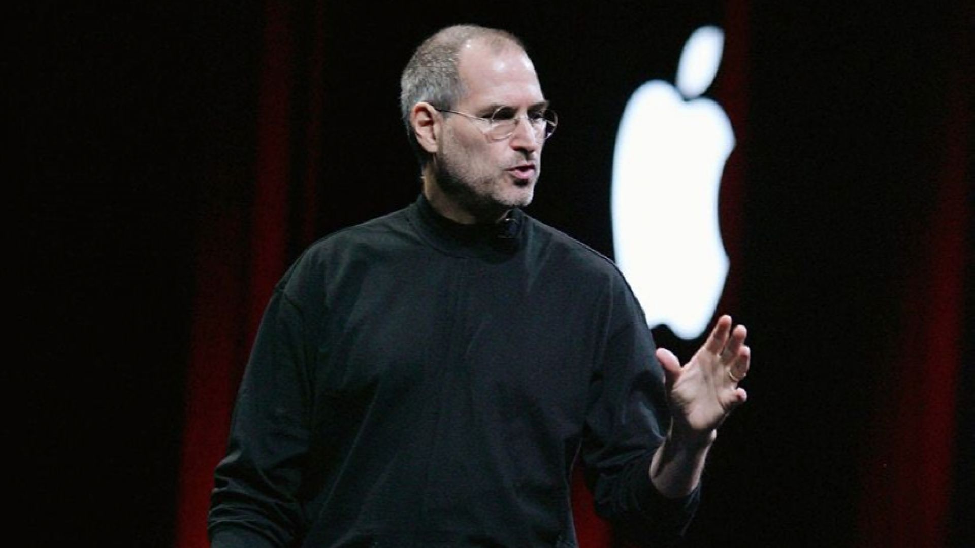 "Епъл" стана на 50 години – от началото в гаража до технологичния гигант