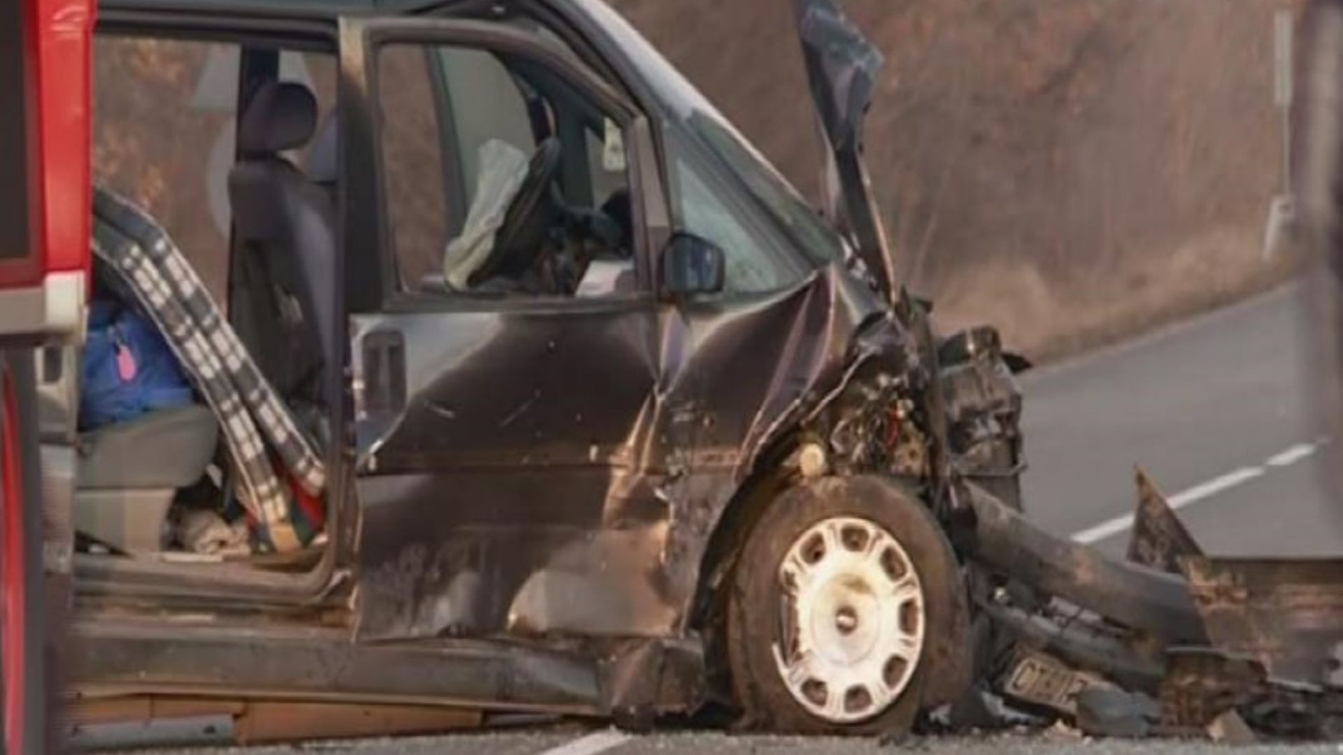 Медиците в Пирогов ще оперират 10 годишното момиче пострадало в тежката