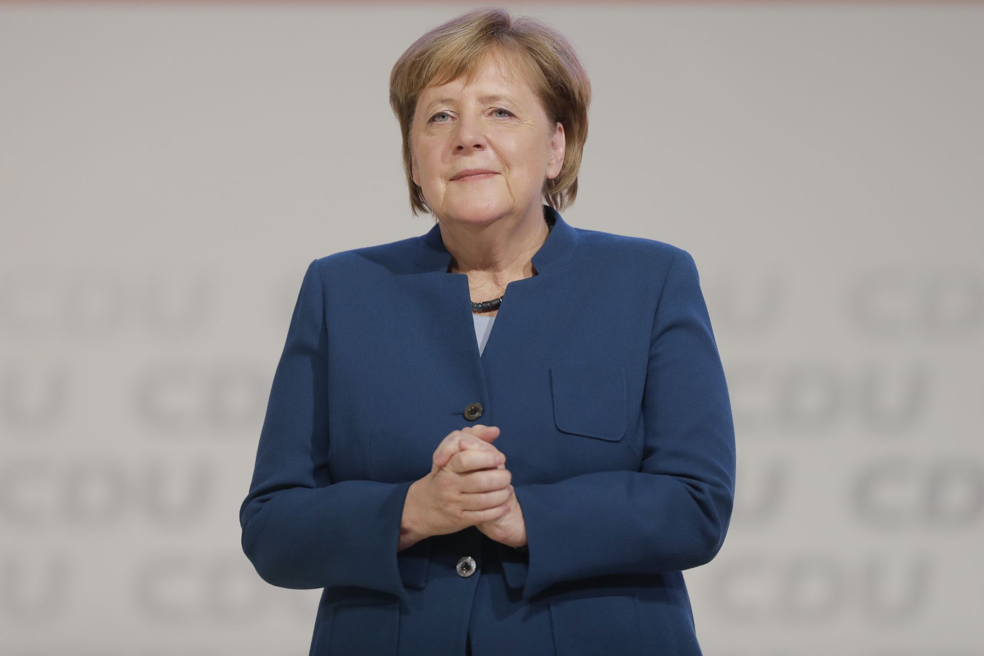 Меркел може да си тръгне и преди 2021 година