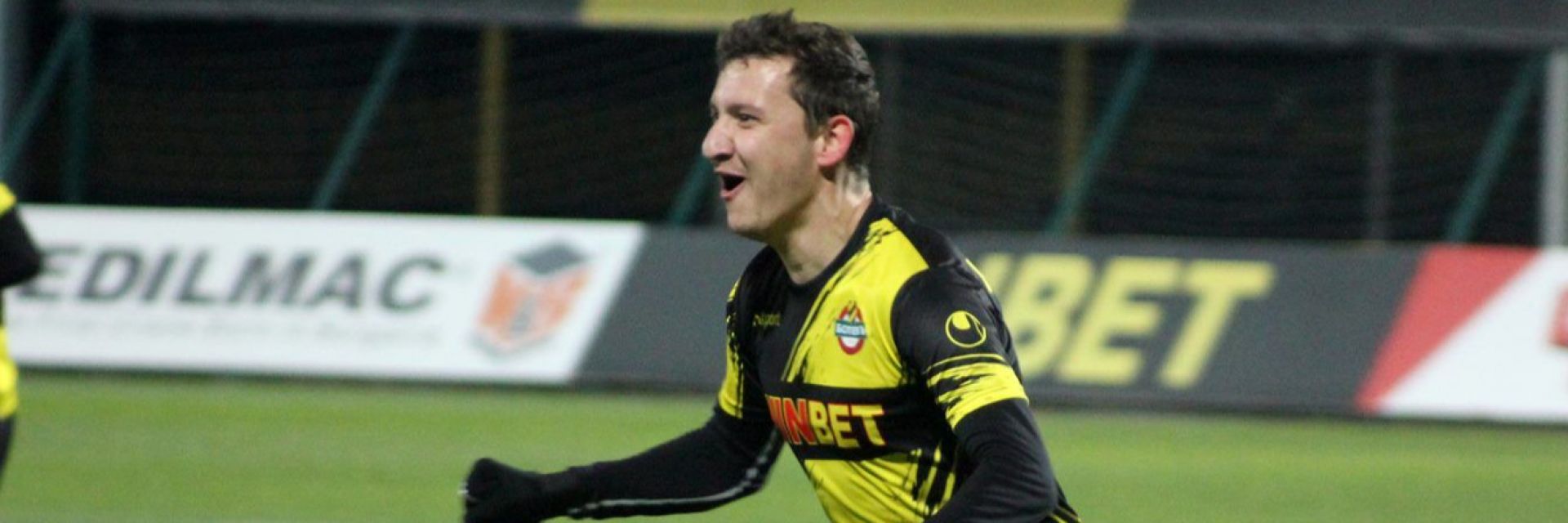 Фантастичният Тодор Неделев наниза първия хеттрик