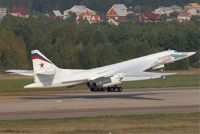 "Ту-160" е способен да носи ракети с обсег 5500 километра
