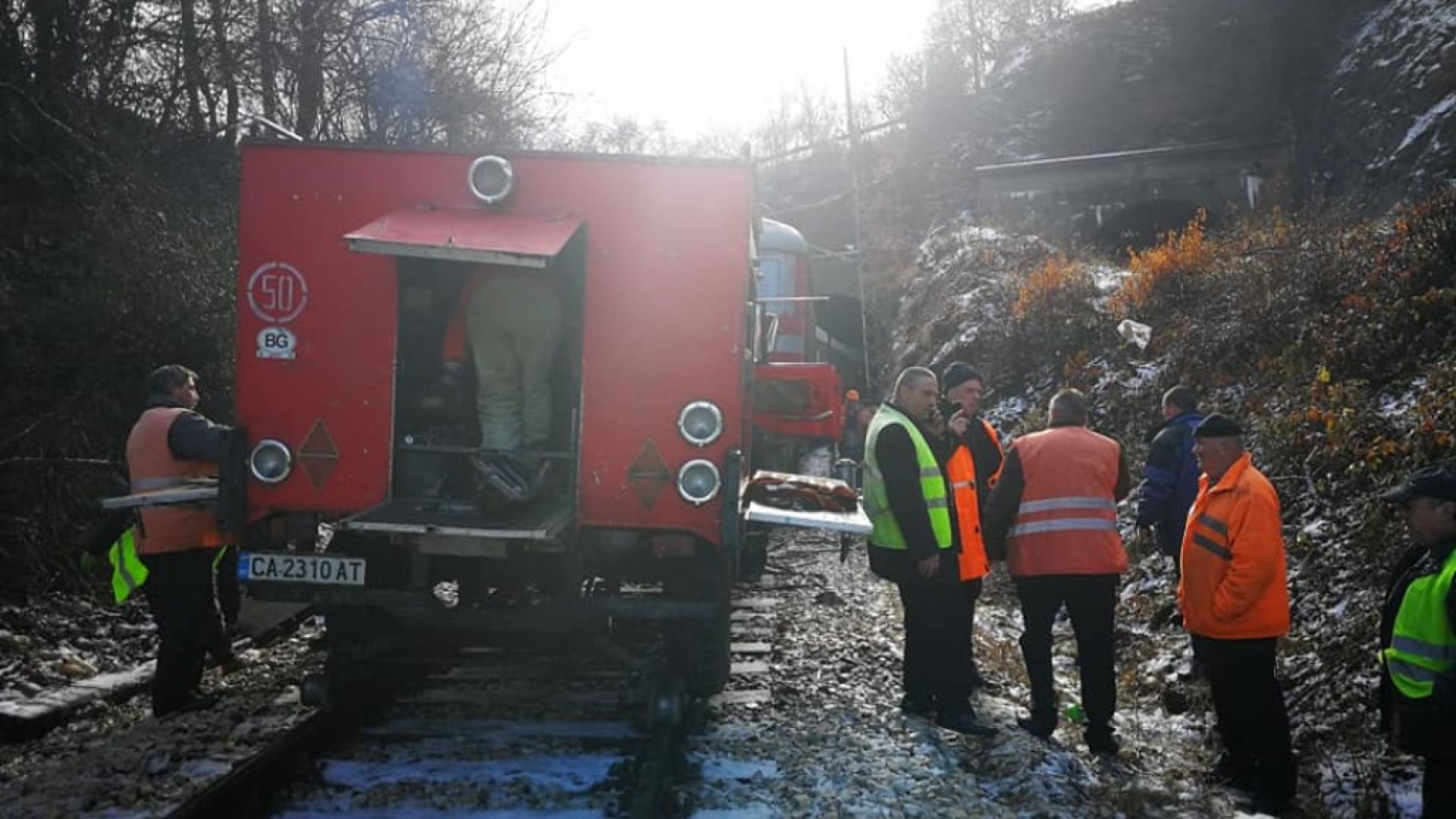 Влак дерайлира край момчилградското село Подкова