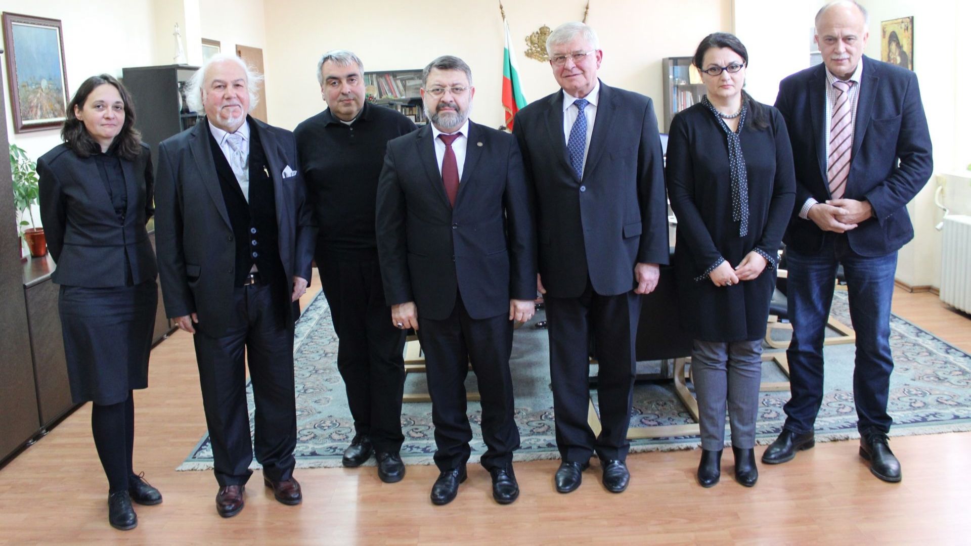 Министърът на здравеопазването Кирил Ананиев отправи молба към представителите на