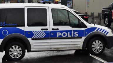 Убийството на полицейски началник от негов подчинен шокира Турция