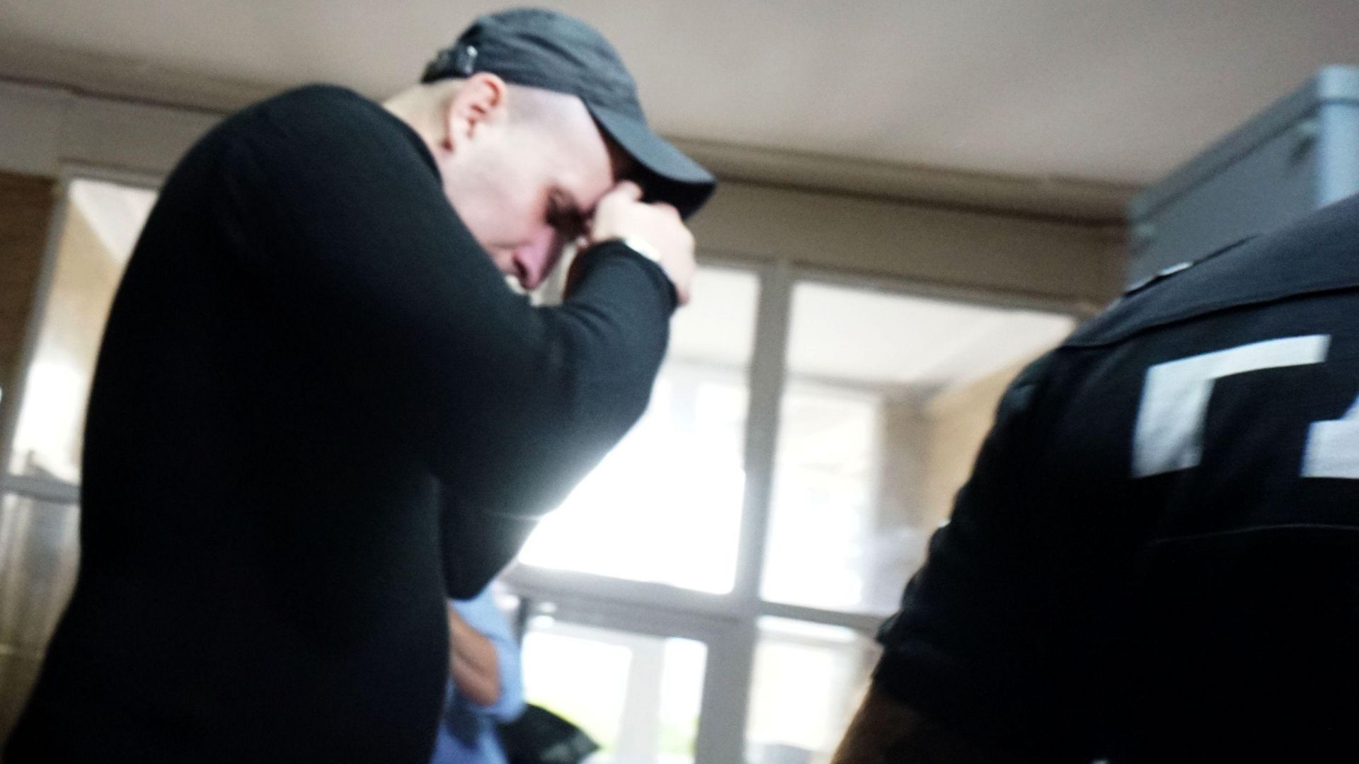 Варненският окръжен съд постанови 6-годишна ефективна присъда за 25-годишния неправоспособен