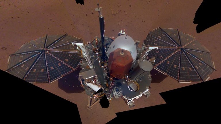 Учени описват в детайл сблъсъка на Марс с огромен метеорит