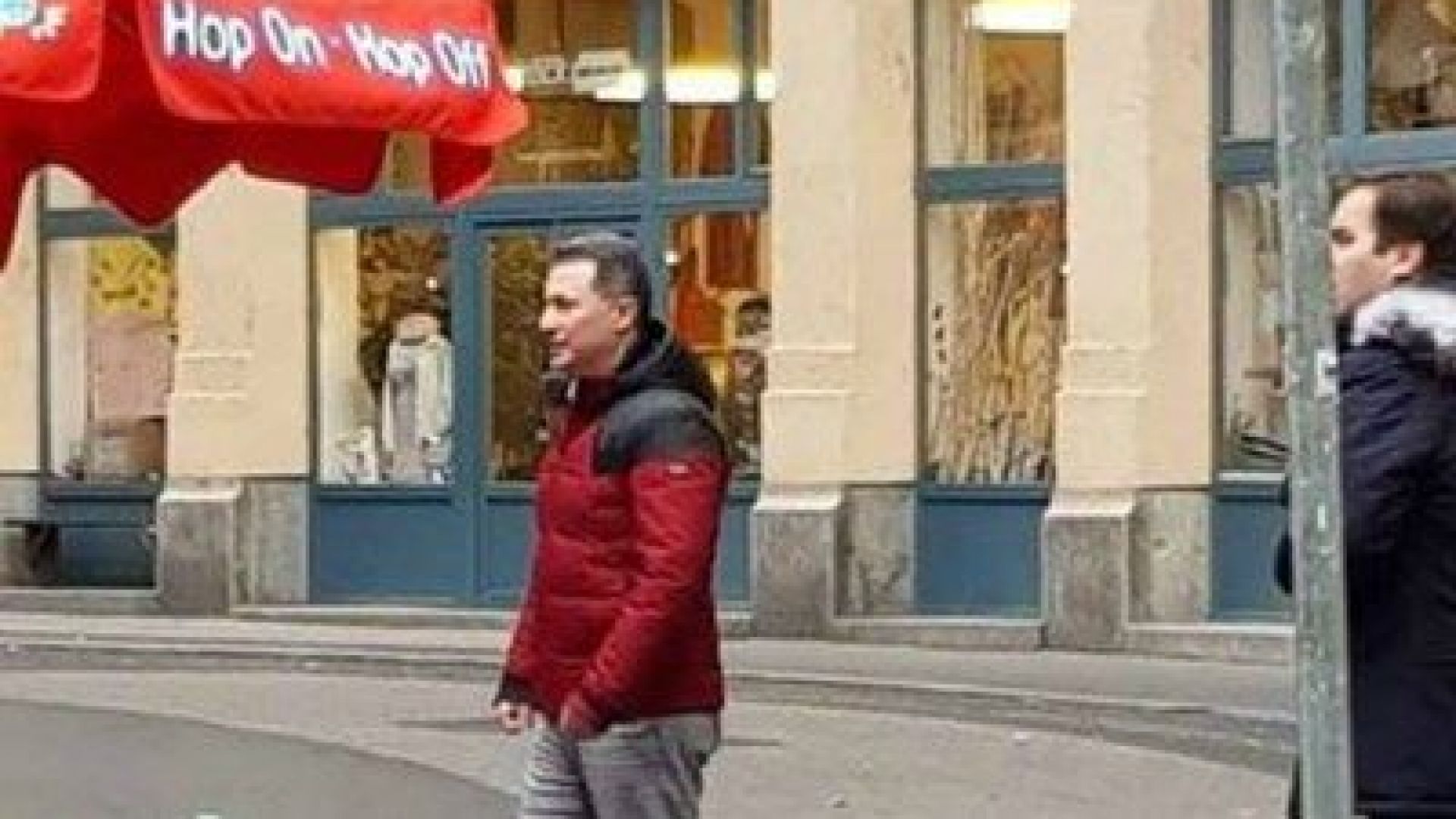 Един месец след бягството на бившия македонски премиер Никола Груевски