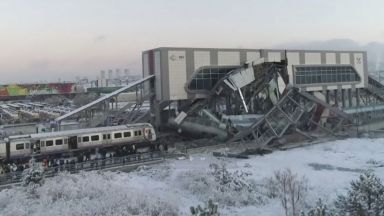 Увеличават се жертвите на ужаса на релсите в Анкара (снимки+видео)