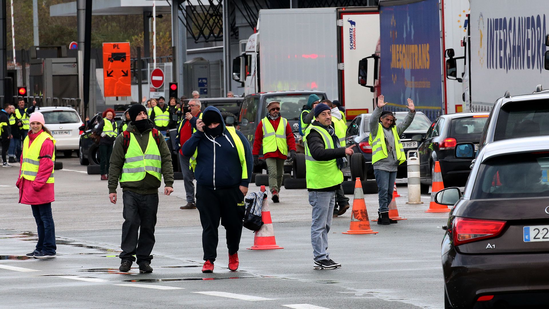 Водач в Белгия е загинал заради блокада на път във