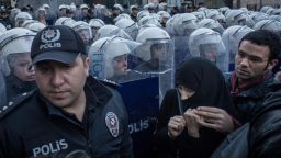 „Жълти жилетки“ се появиха и в Турция