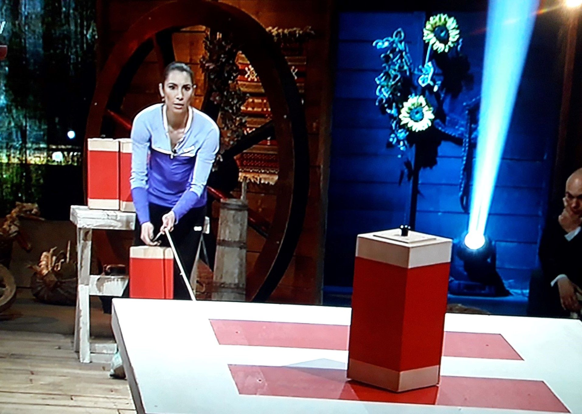 Ваня Стамболова по време на играта с баланса