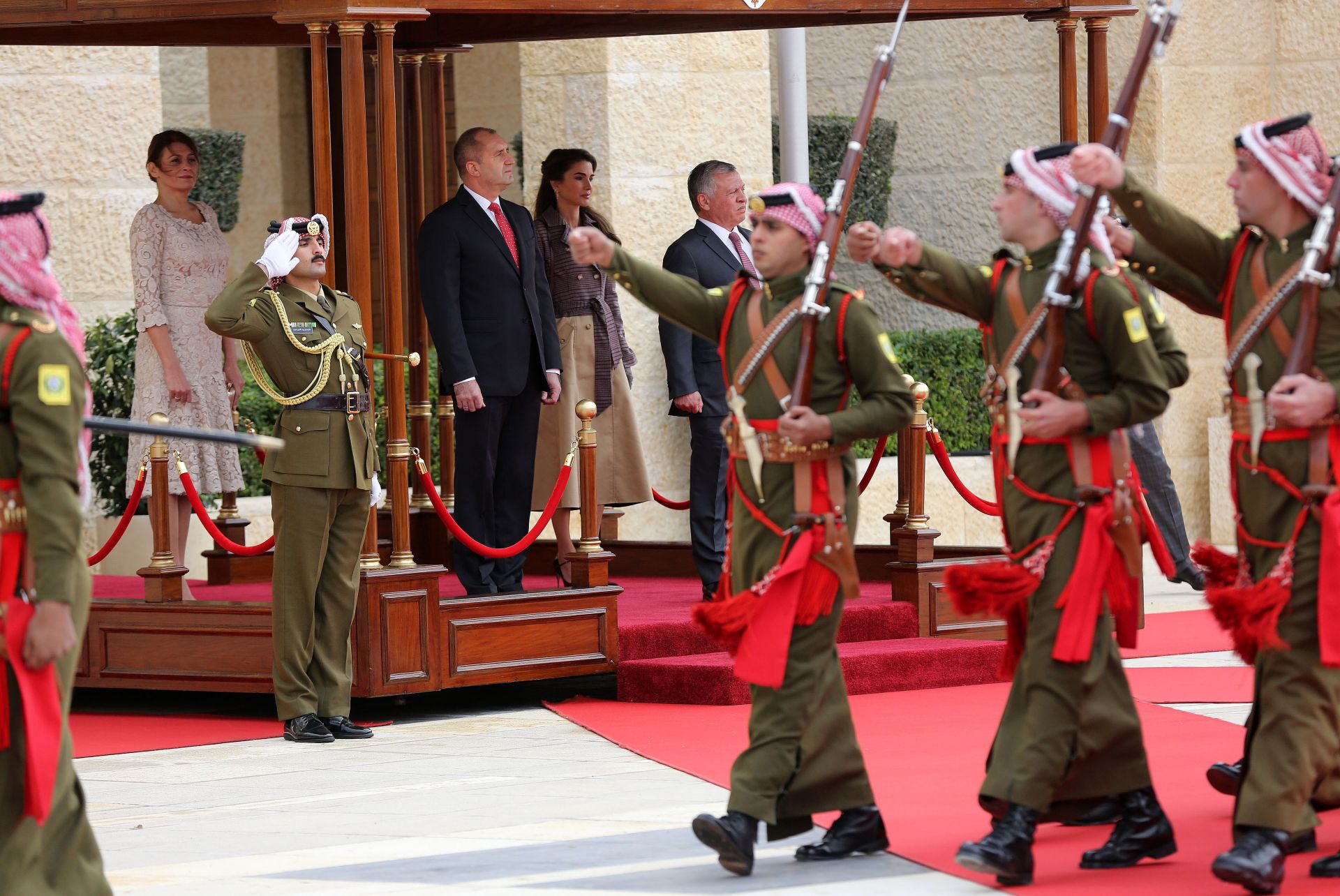 Десислава Радева и президентът Румен Радев в Йордания
